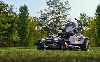 První na světě - AKU rider s nulovým poloměrem zatáčení